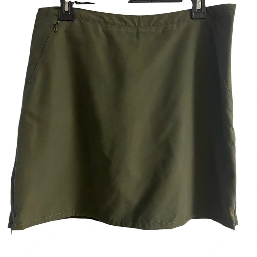 Patagonia fleetworth olive green skort mini skirt Sz 12